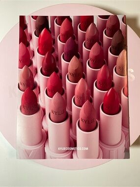 Rare! 24 LIPSTICKS 2 layer wheel | Kylie Cosmetics Collection Collectors PR Box